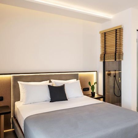 Neapolis 21 Suites, Premium Key Collection สเกียธอสทาวน์ ภายนอก รูปภาพ