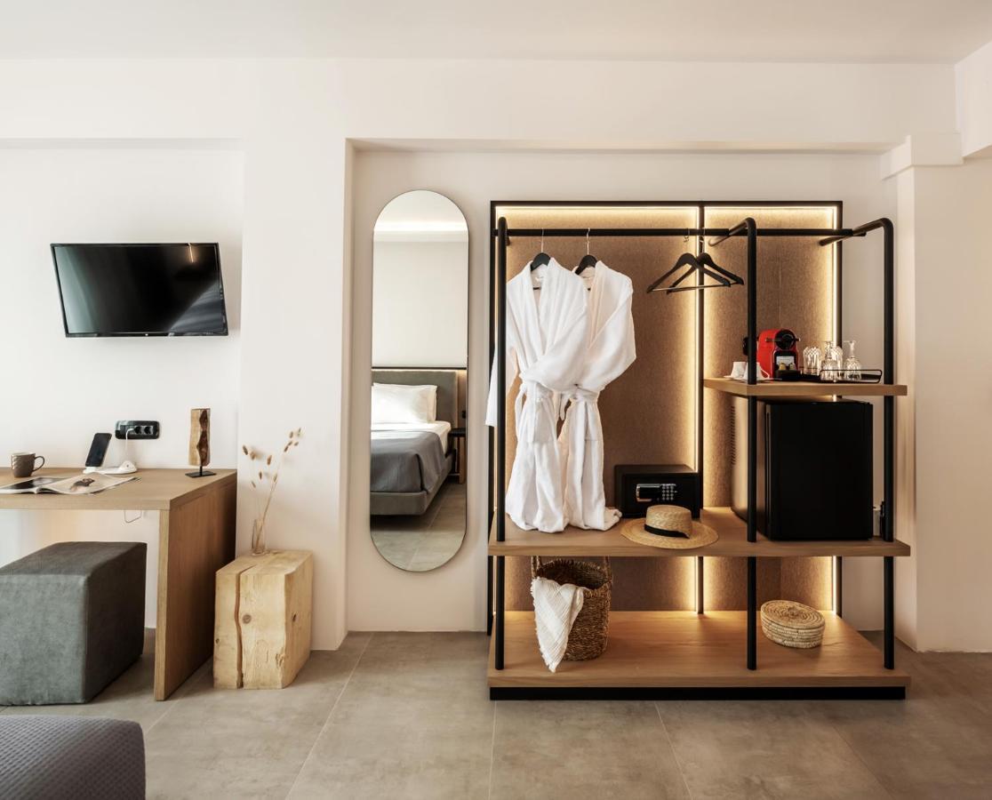 Neapolis 21 Suites, Premium Key Collection สเกียธอสทาวน์ ภายนอก รูปภาพ