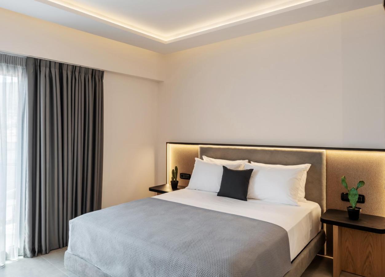 Neapolis 21 Suites, Premium Key Collection สเกียธอสทาวน์ ภายนอก รูปภาพ